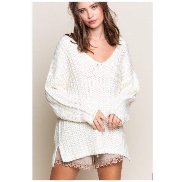 POL Oversized Chunky Knit V Neck Sweater In Ivory - Picture 10 of 12
